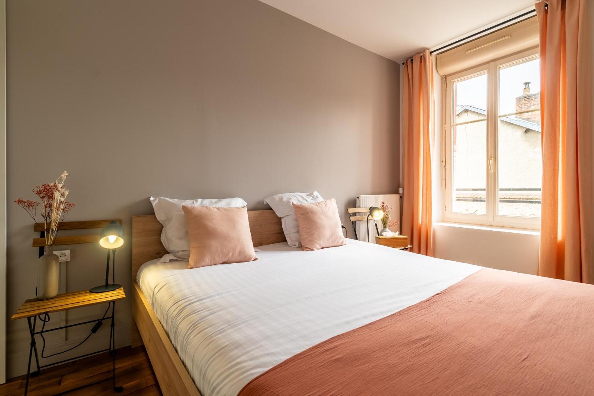 Mon Appart'Hotel - Gare De Limoges - Appartement Familial - Parking En Supp Екстер'єр фото